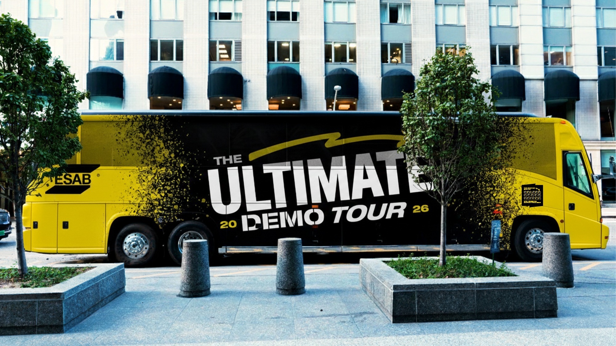DemoTour_Homepage-Image---Bus_2